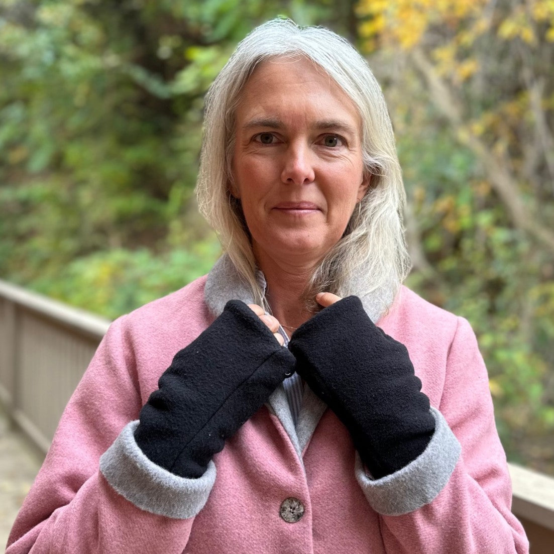 548 – Lined Stretch Mittens or Handwarmers Pattern