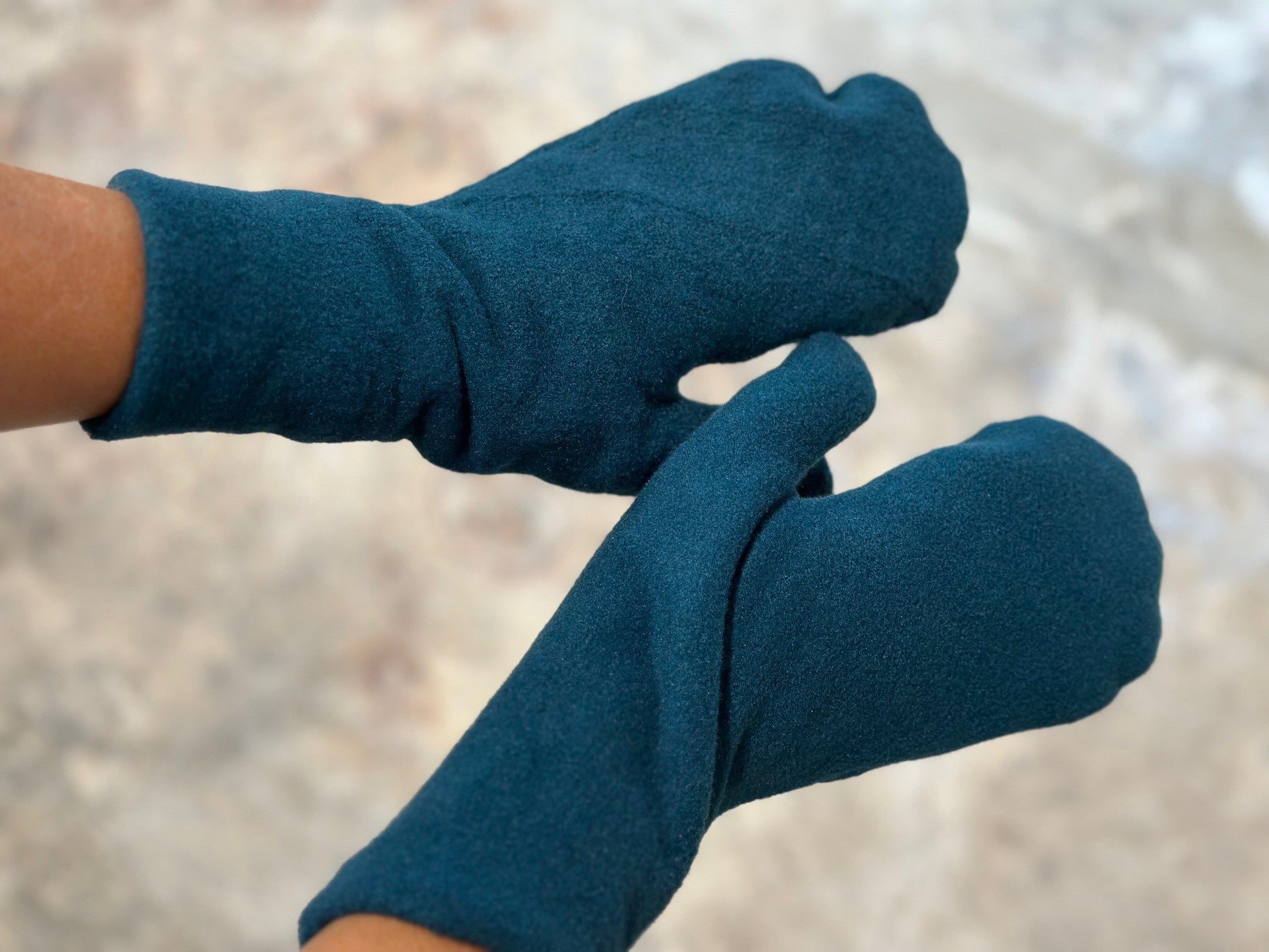 548 – Lined Stretch Mittens or Handwarmers Pattern