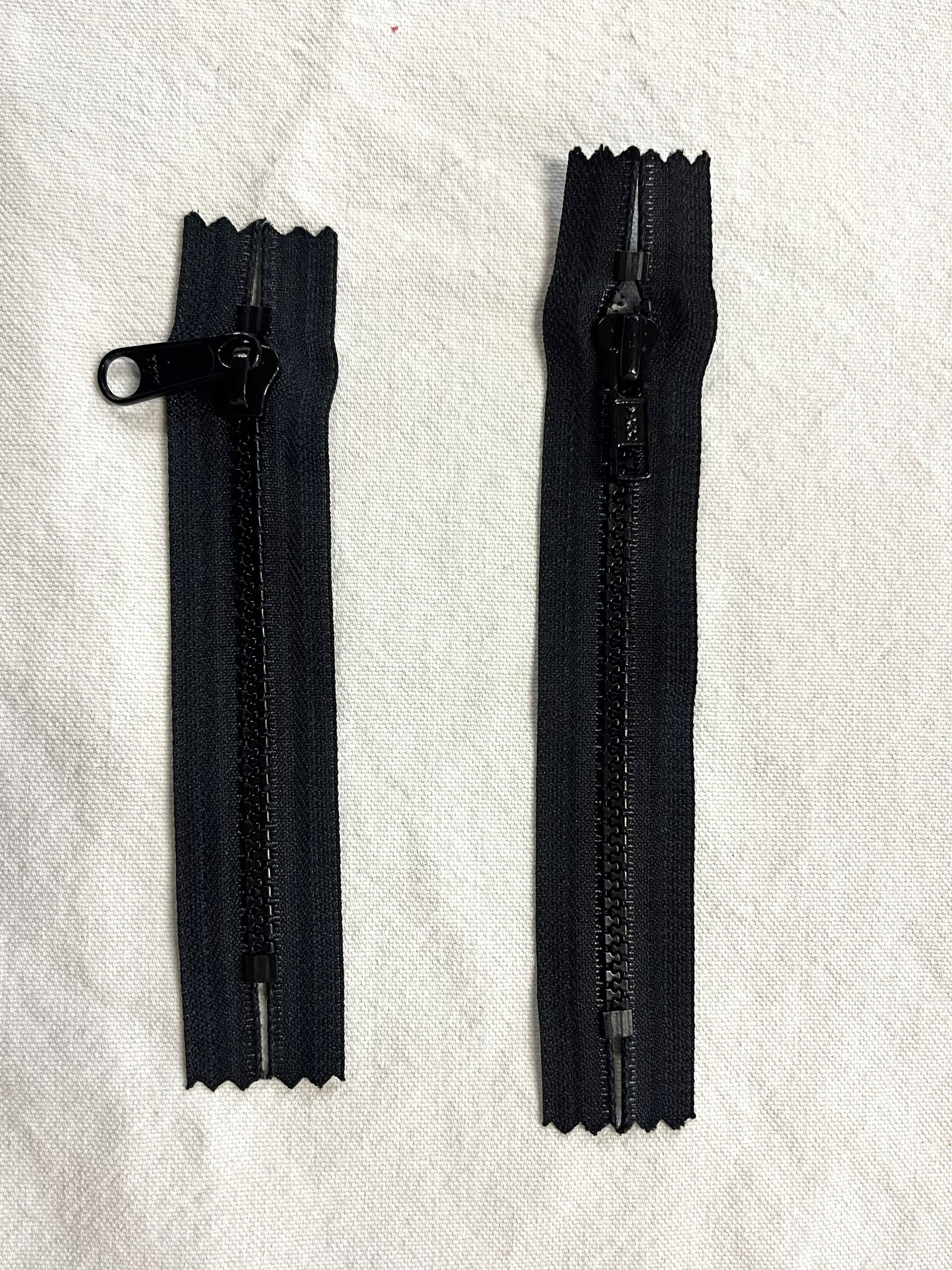 Molded Tooth Pocket Zippers